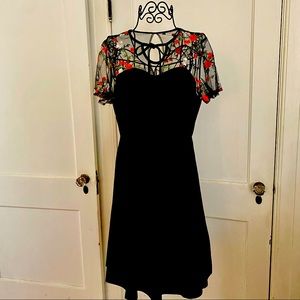 Embroidery Keyhole Tie Vintage Cocktail Dress